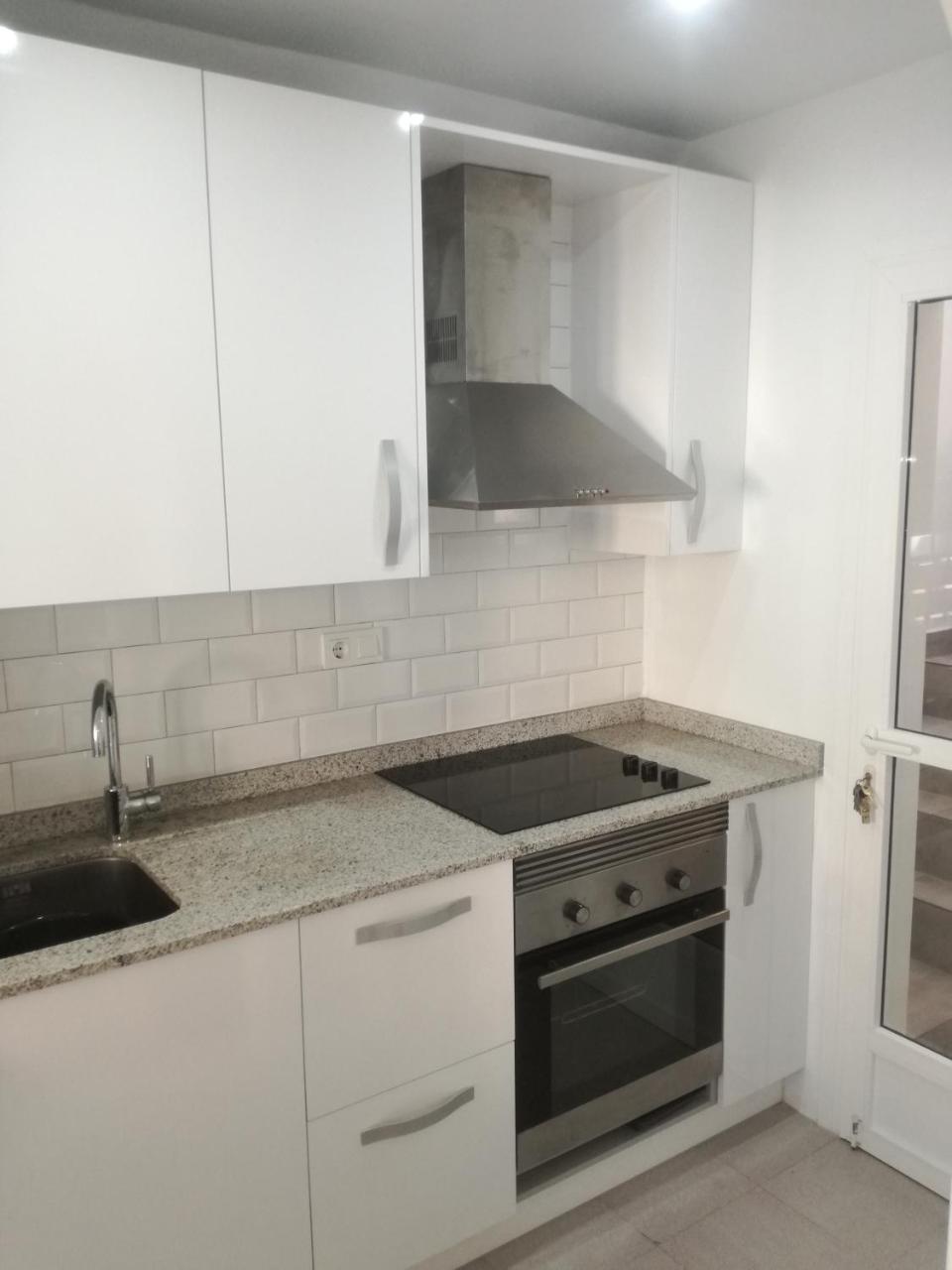 2 Bedroom Newly Renovated Bungalow Close To Bars & Restaurants Los Alcázares Dış mekan fotoğraf