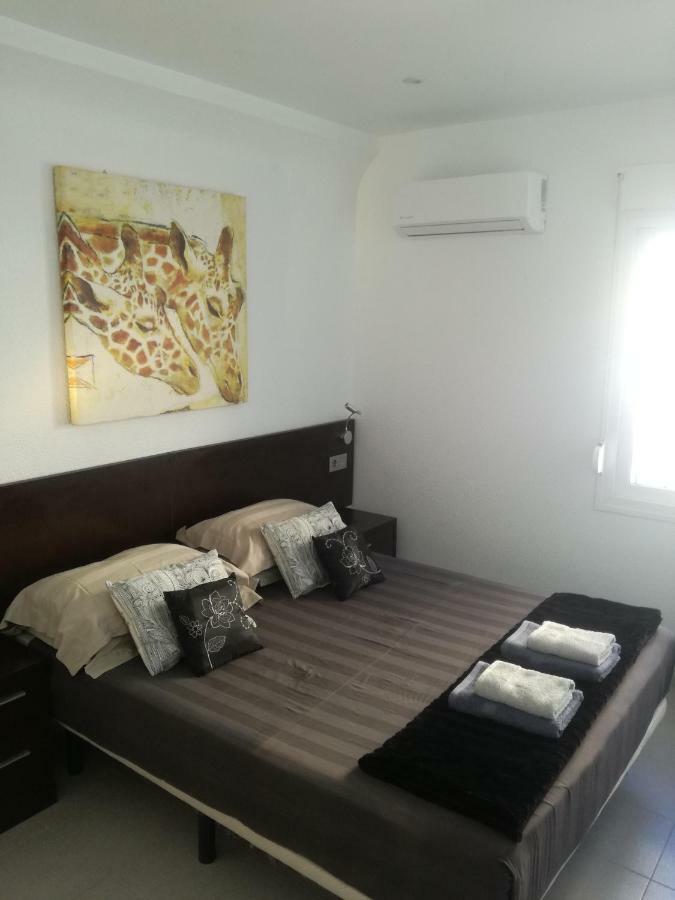 2 Bedroom Newly Renovated Bungalow Close To Bars & Restaurants Los Alcázares Dış mekan fotoğraf